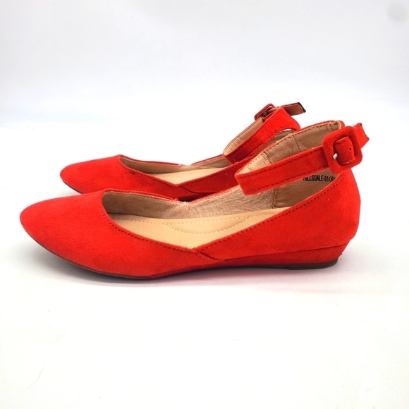 Daily Shoes Women's 6 Hillsdale Red Suede Low Wedge Ankle Strap Flats - Picture 1 of 9